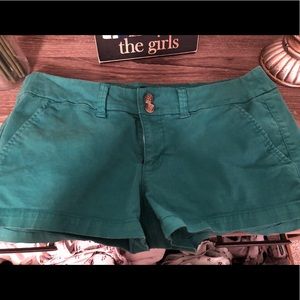 Size 8 American Eagle green/teal shorts